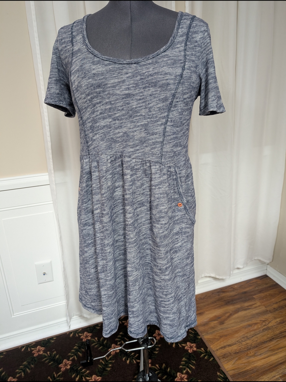 Casual Heathered Blue Scoop Neck Midi Dress